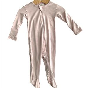 Kate Quinn Baby Organic Bamboo Long Sleeve Footie Pajama in Soft Mauve 0-3 Mos